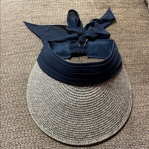 Lulu Black Bow Rattan Sun Visor Hat NWT